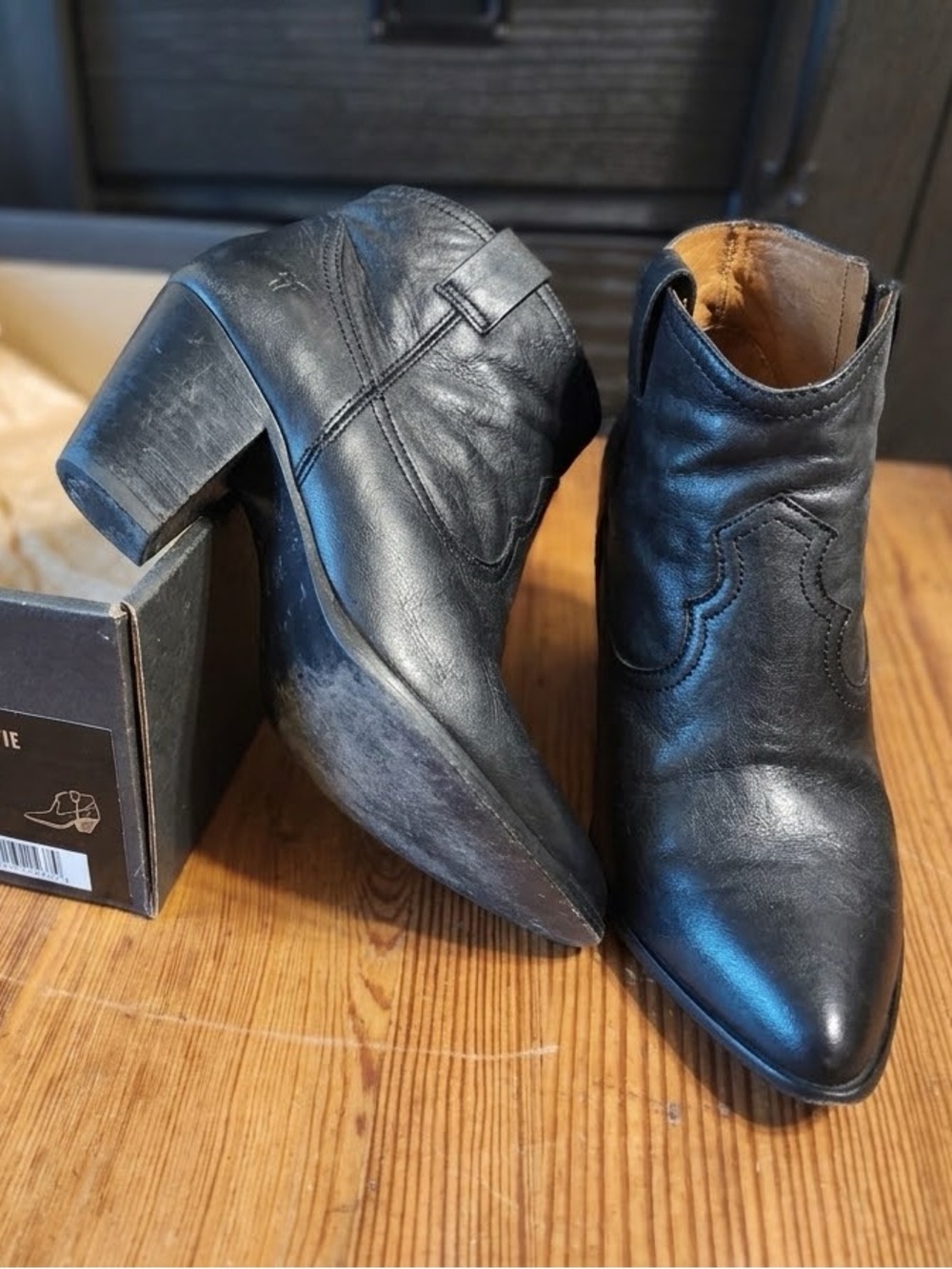 FRYE Reina Bootie Black Leather Western Pointed Toe Ankle Boots Size 9M